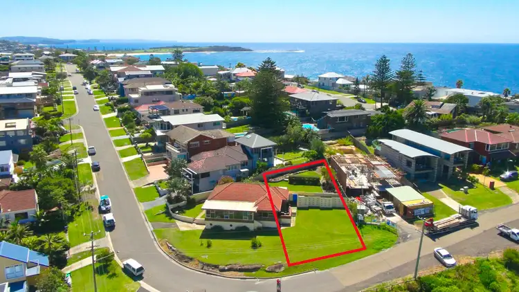 Second view of Homely house listing, 6 Molong Street, North Curl Curl NSW 2099