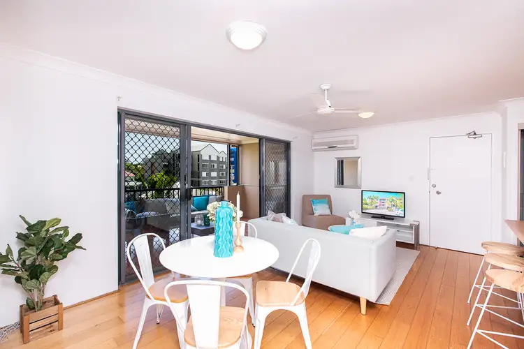 Sixth view of Homely apartment listing, 15/29 Bell Street, Kangaroo Point QLD 4169