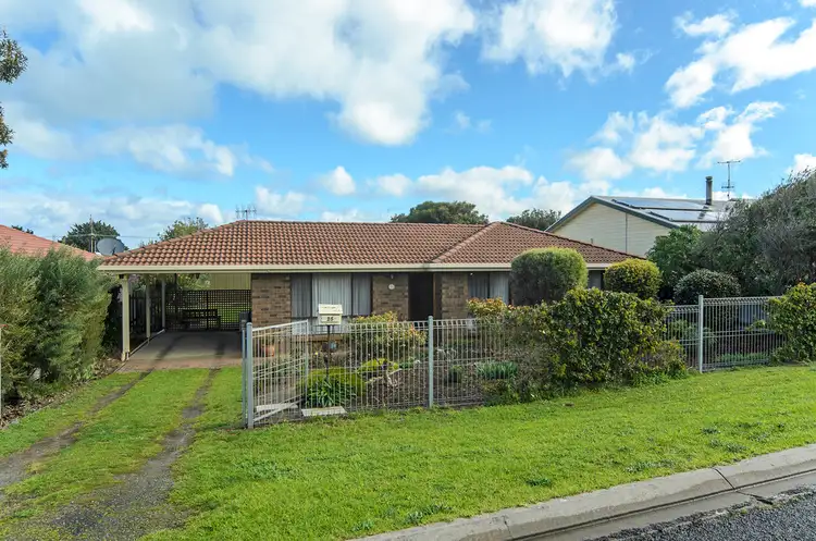 25 Hazel Street, Goolwa Beach SA 5214