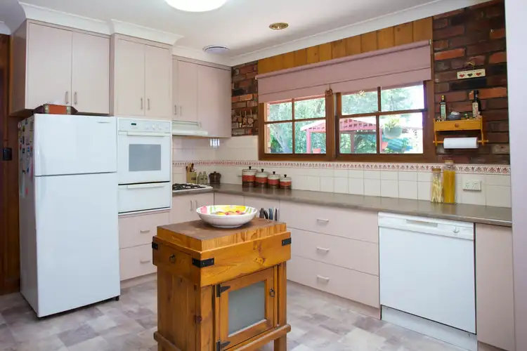 Third view of Homely house listing, 4 Dawson Court, Horsham VIC 3400