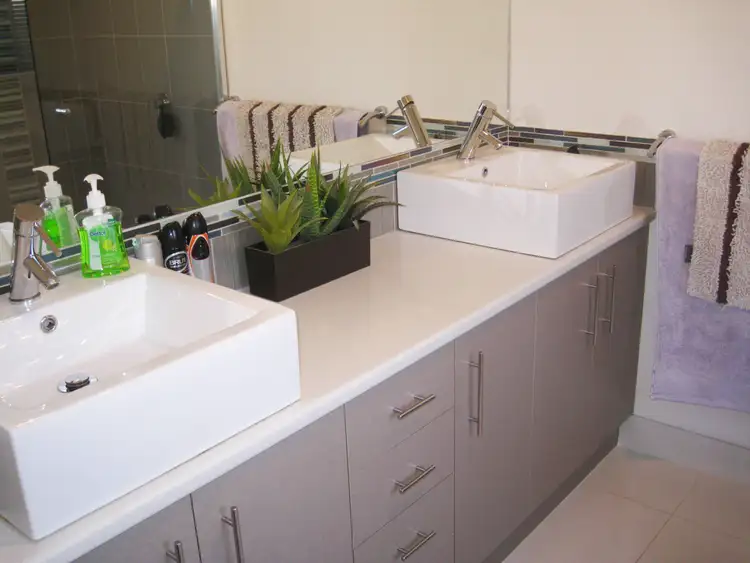 Sixth view of Homely house listing, 2 Leah Drive, Yarrawonga VIC 3730