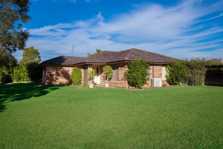 7 Foveaux Crescent, Metford NSW 2323