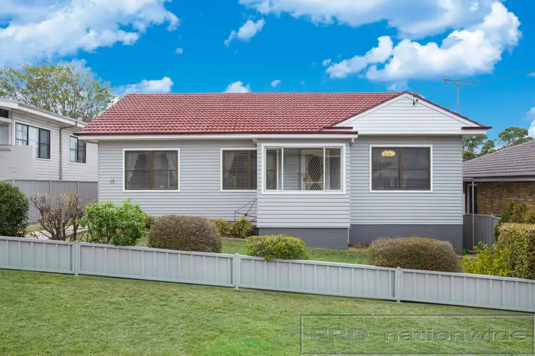 17 Hiland Crescent, East Maitland NSW 2323