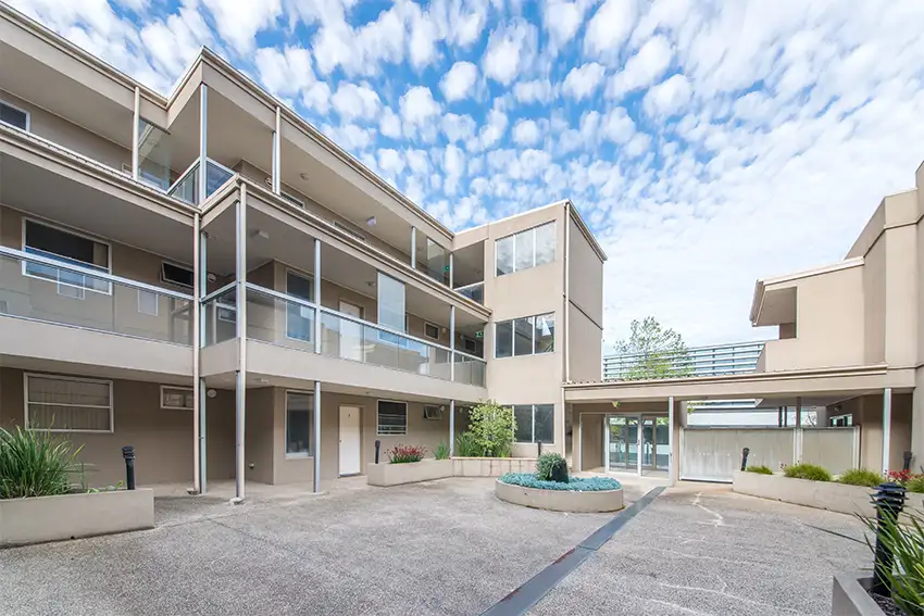 Main view of Homely apartment listing, 2/82 Atherton Road, Oakleigh VIC 3166