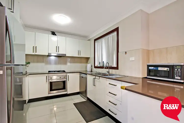 8/4 Leopold Street, Rooty Hill NSW 2766