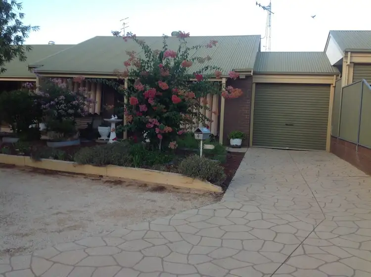 Unit 4/16 Fourth Street, Loxton SA 5333