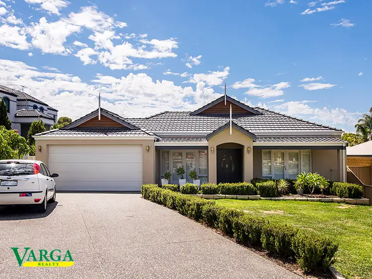 14 Jennifer Way, Rossmoyne WA 6148