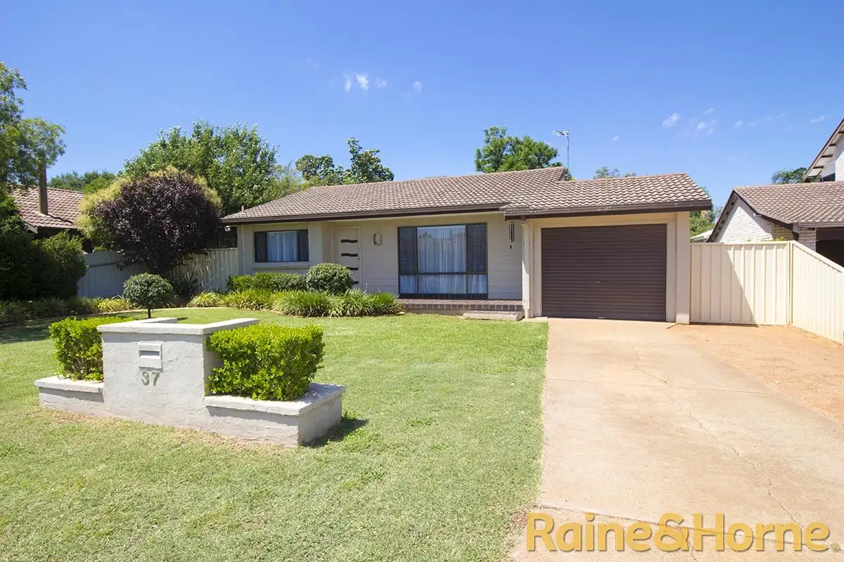 Main view of Homely house listing, 37 Sturt Circle, Dubbo NSW 2830