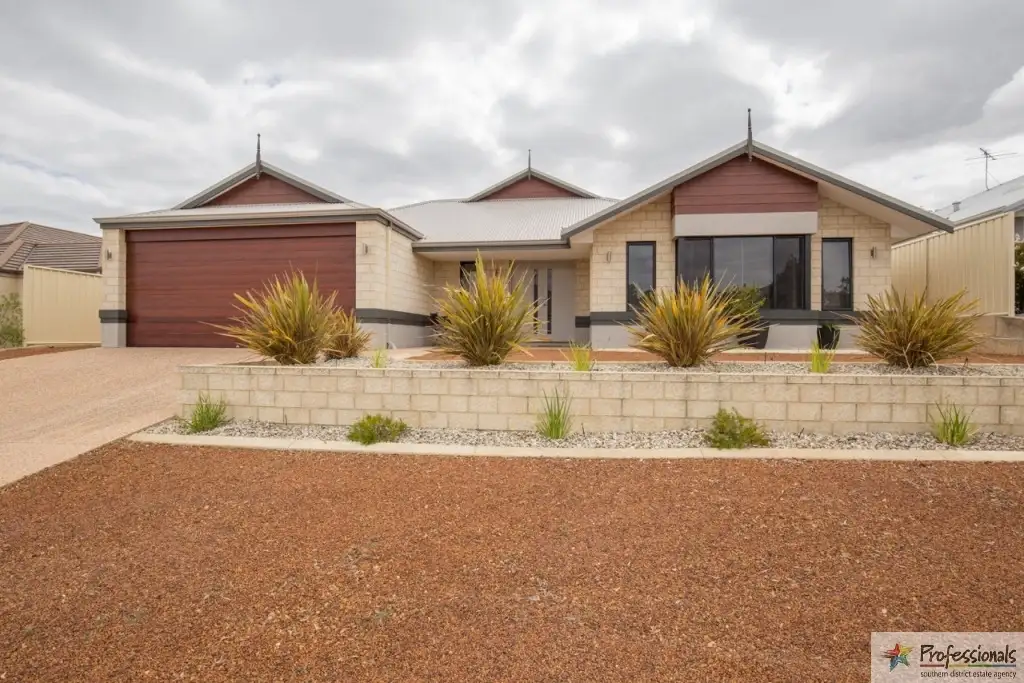 Main view of Homely house listing, 7 Wagtail way, Collie WA 6225