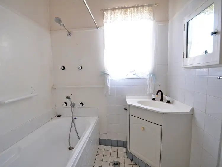 Seventh view of Homely house listing, 146 Main Street, Junee NSW 2663