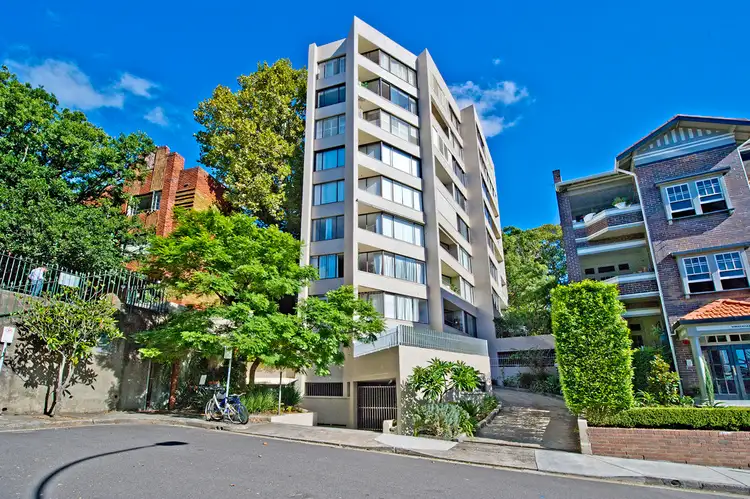 Second view of Homely apartment listing, 2/3-5 St Neot Avenue, Potts Point NSW 2011
