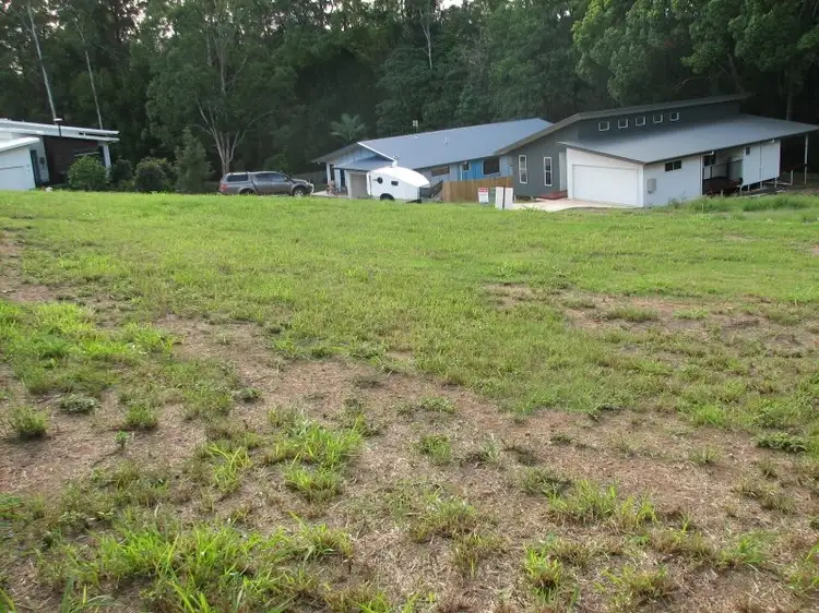 10 Linsay Circuit, Nambour QLD 4560