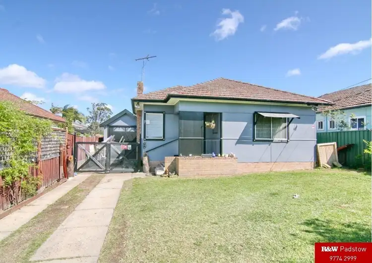 22 Blair Avenue, East Hills NSW 2213