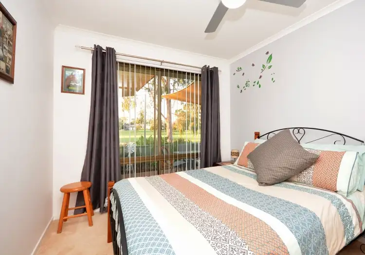 Sixth view of Homely house listing, 1 Riddle Court, Griffith NSW 2680