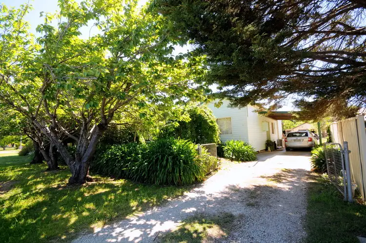 17 Sydney Street, New Berrima NSW 2577