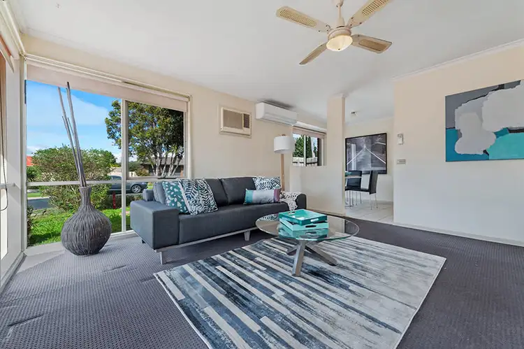 Second view of Homely unit listing, 15 Northleigh Avenue, Craigieburn VIC 3064
