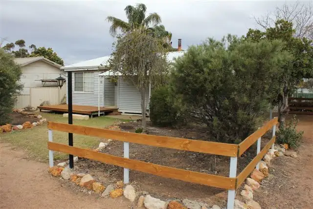 9 Wakeman Street, Narembeen WA 6369