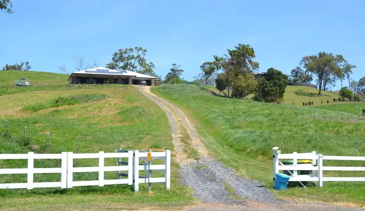 153 Fenech Avenue, Alligator Creek QLD 4740