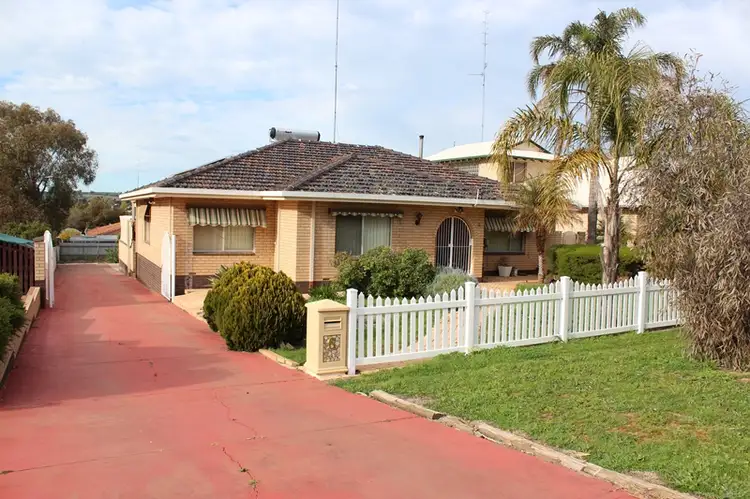 6 Tamplin Street, Northam WA 6401