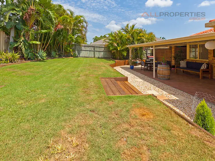 92 Bottlebrush Drive, Regents Park QLD 4118