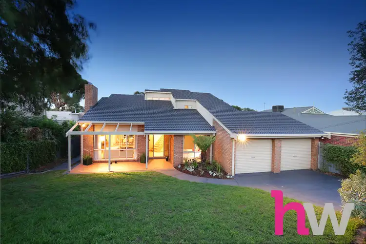 9 St Georges Court, Highton VIC 3216