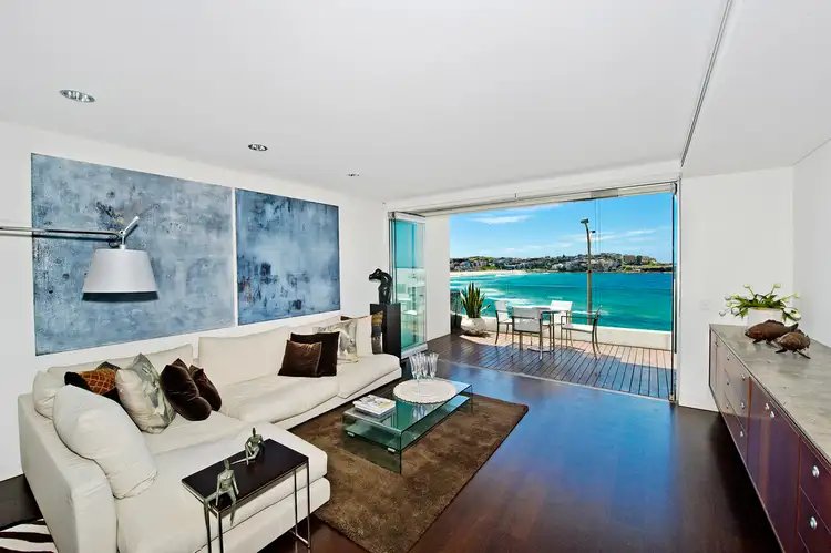Third view of Homely apartment listing, 2/10 Notts Avenue, Bondi Beach NSW 2026