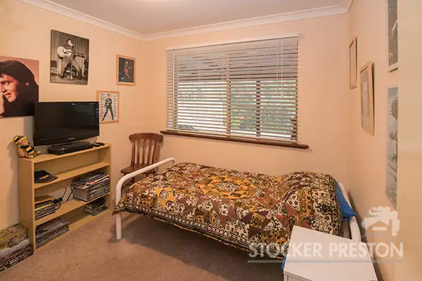 Seventh view of Homely house listing, 4 Pine Court, Quindalup WA 6281