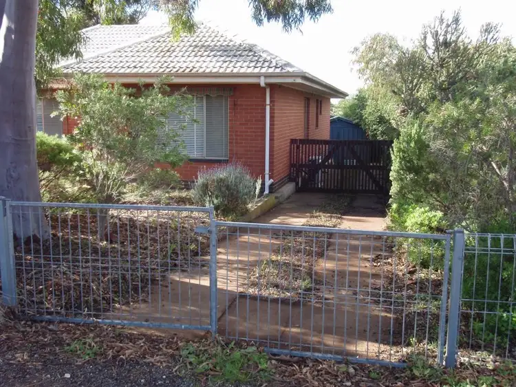 Second view of Homely house listing, 33 Parish Crescent, Murray Bridge SA 5253