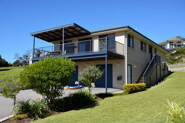 15 Springfield Drive, Mollymook NSW 2539