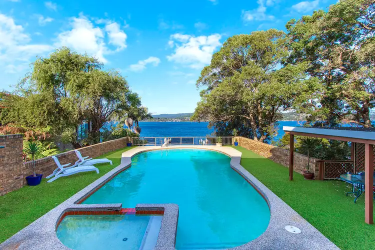 23 Albany Street, Point Frederick NSW 2250