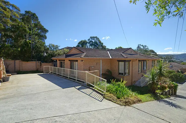 1/10 Margaret Street, Point Clare NSW 2250