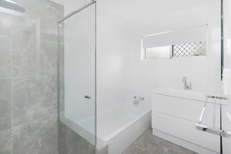 Seventh view of Homely semi-detached listing, 1/11 Muscovey Avenue, Paradise Point QLD 4216