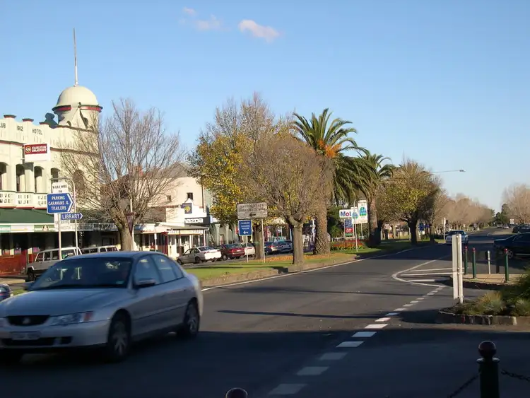 Fourth view of Homely house listing, 6 McMillan Crescent, Yarram VIC 3971