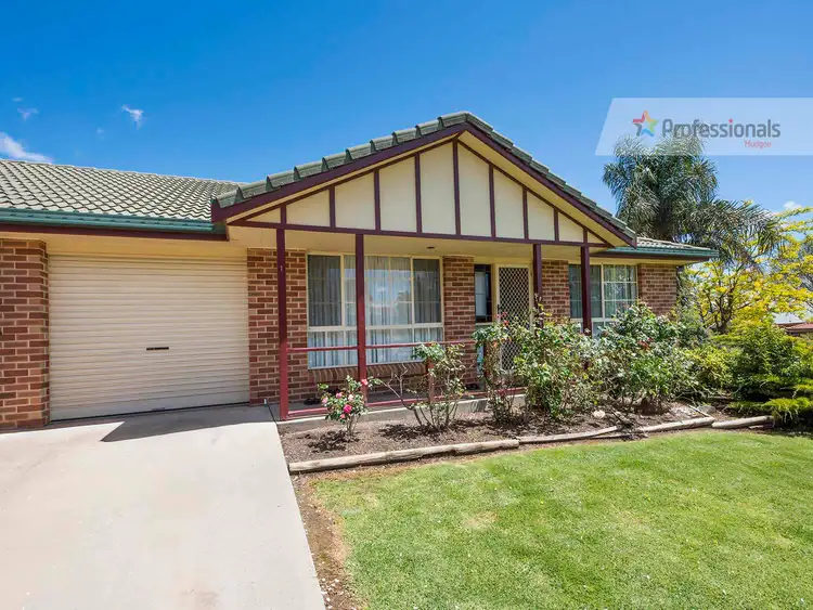 Fifth view of Homely house listing, 1/7 Lowana Close, Mudgee NSW 2850