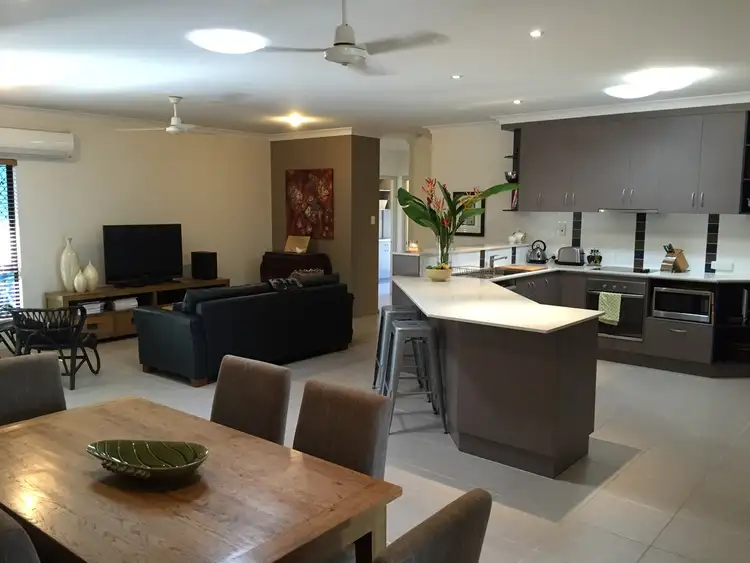 20 Sunseeker Court, Blacks Beach QLD 4740