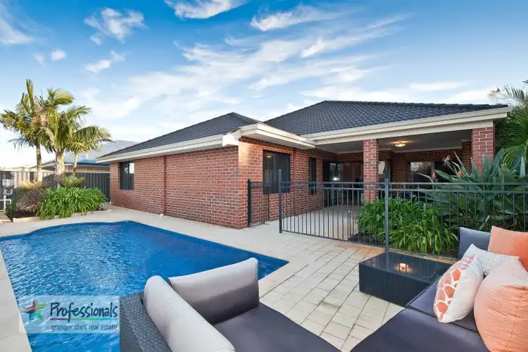 24 Pirianda Way, Aveley WA 6069