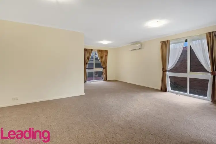 Second view of Homely house listing, 7 Menzies Drive, Sunbury VIC 3429