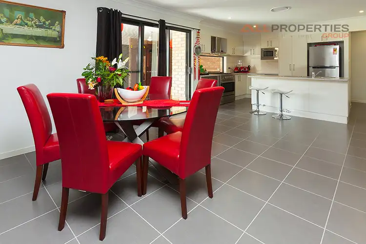 Fifth view of Homely house listing, 7 Coops Place, Heritage Park QLD 4118