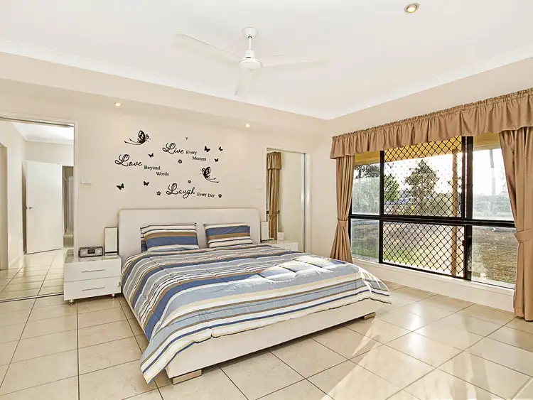 Fifth view of Homely house listing, 10 Stenhouse Court, Mount Low QLD 4818
