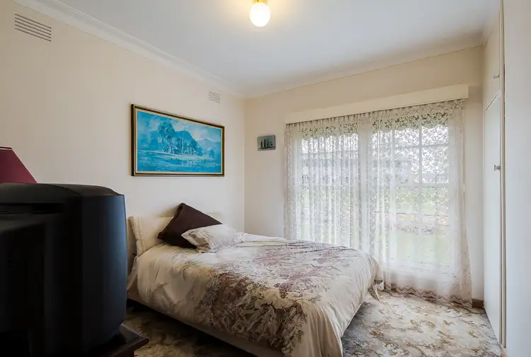Fifth view of Homely house listing, 11 Walton Street, Wendouree VIC 3355