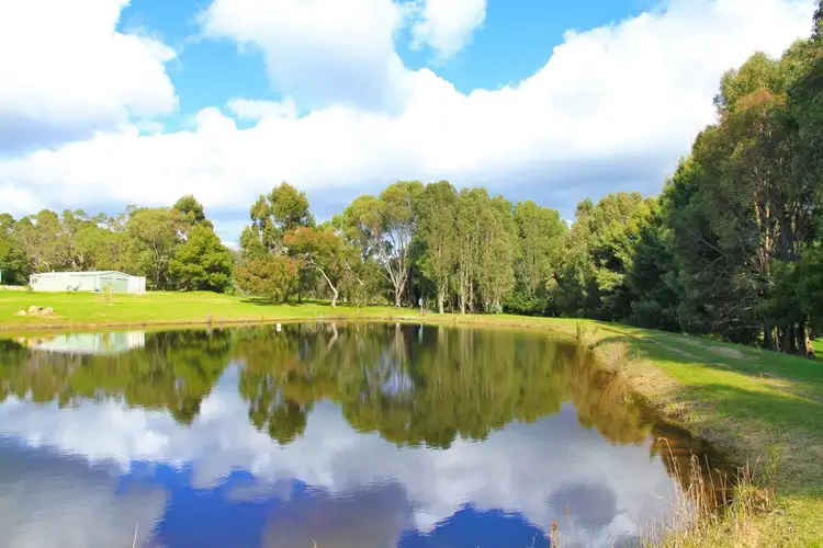 22 Brushwood Brook Drive, Yallingup WA 6282