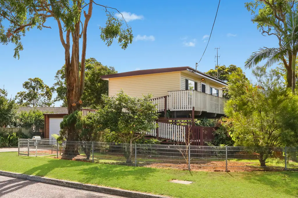 Main view of Homely house listing, 52 Yimbala Street, Killarney Vale NSW 2261