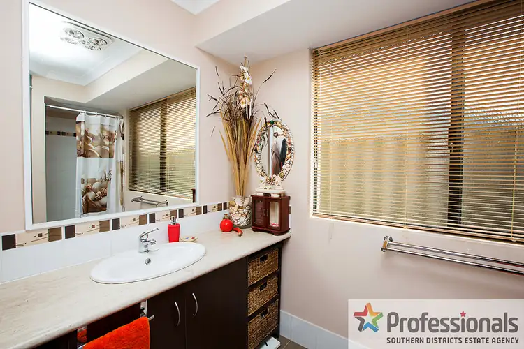 Sixth view of Homely house listing, 11 Meredith Way, Usher WA 6230
