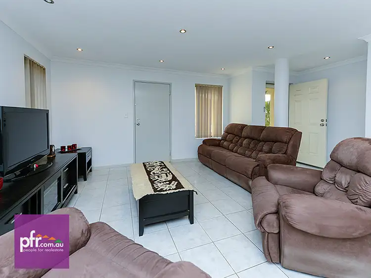 Fourth view of Homely villa listing, 2/45 Norman St, St James WA 6102