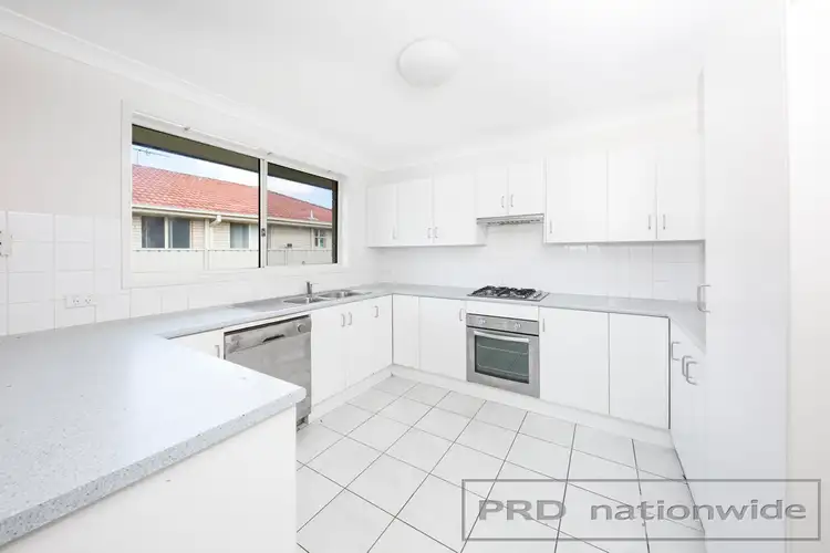 Fifth view of Homely house listing, 2 Diamond Circuit, Rutherford NSW 2320