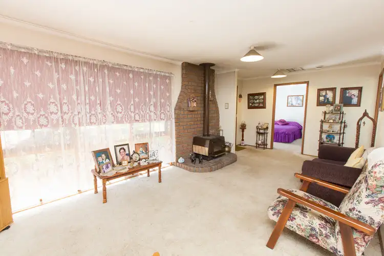 Fourth view of Homely house listing, 8 Ash Court, Red Cliffs VIC 3496