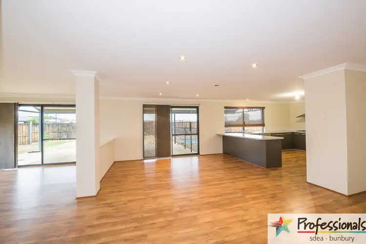 Seventh view of Homely house listing, 98 Braidwood Drive, Australind WA 6233