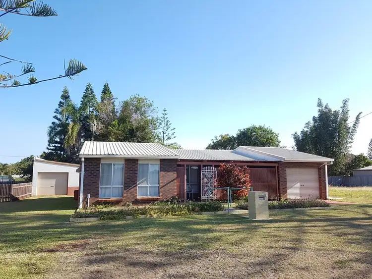 7 Knudsen St, Elliott Heads QLD 4670