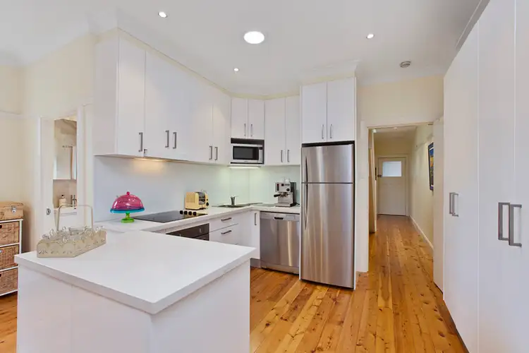 Third view of Homely apartment listing, 4/105 Curlewis Street, Bondi Beach NSW 2026