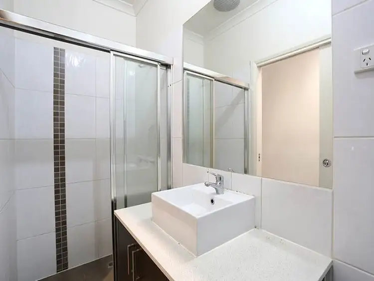 Fifth view of Homely villa listing, 3/15 Cromwell Street, Glenroy VIC 3046